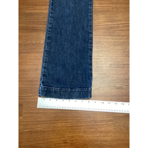 The Limited Womens Dark Wash Flare Leg Denim Jeans Size 6 small flaw - Picture 5 of 10